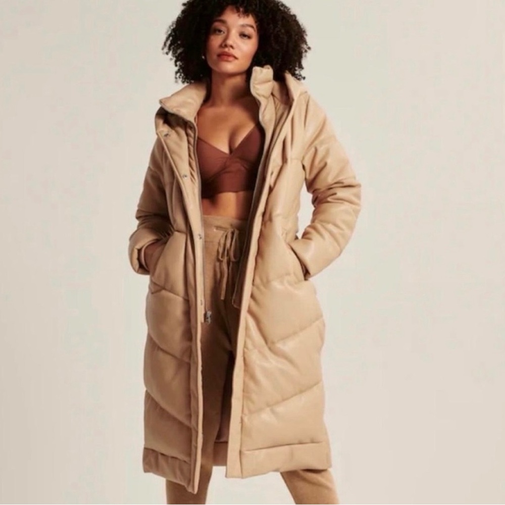 Abercrombie & Fitch Women's Vegan Puffer Jacket